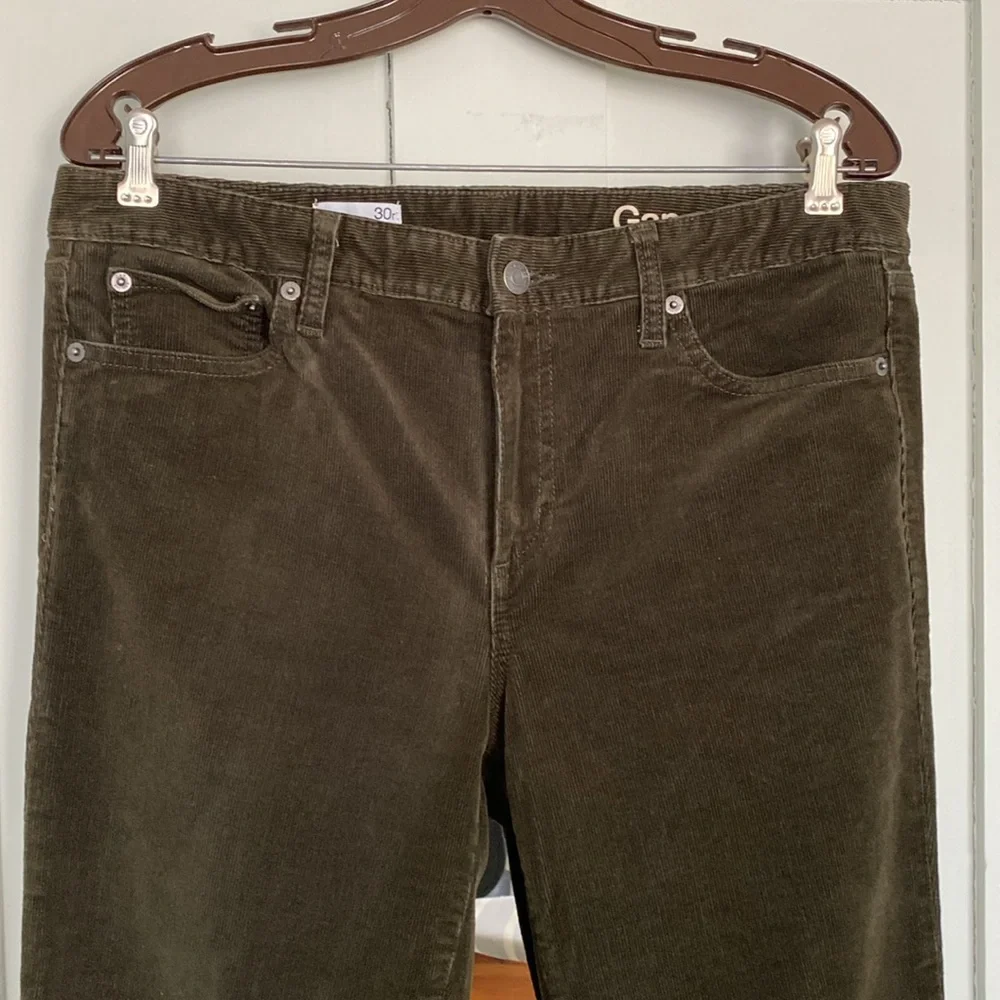 Like new Gap Perfect Boot corduroy pants - Picture 4 of 7